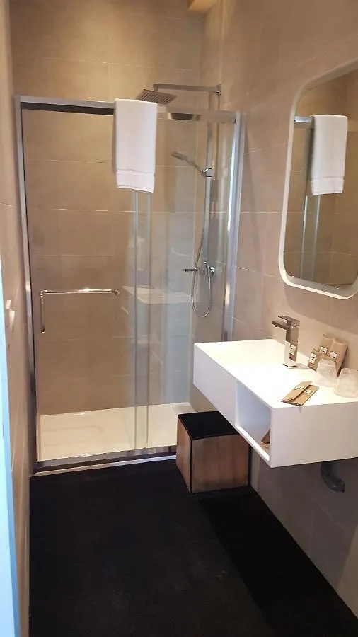 Eclosion Chateau Hotel & Restaurant Saint-Paul-en-Jarez Frankreich