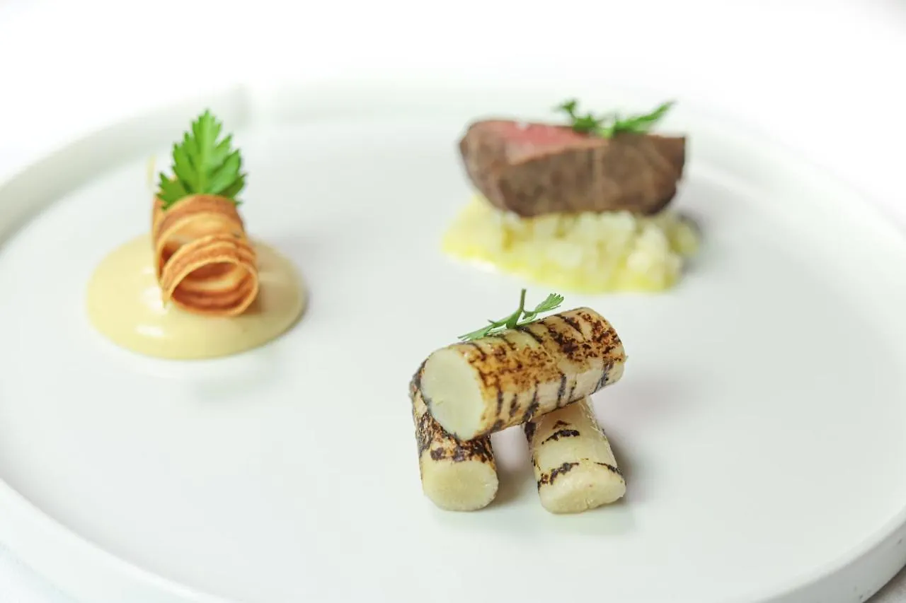 Eclosion Chateau Hotel & Restaurant Saint-Paul-en-Jarez
